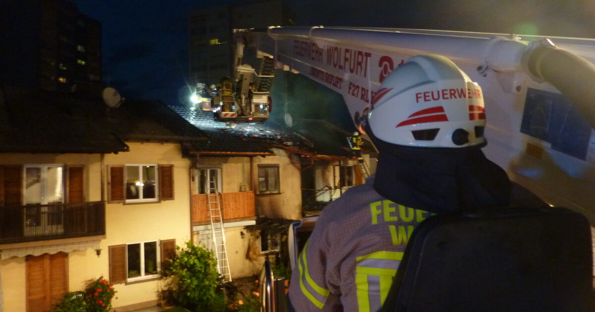 ENr-22 31.05.2015 21:27 Uhr – BREGENZ Viktor Kleiner Straße >> Gebäudebrand