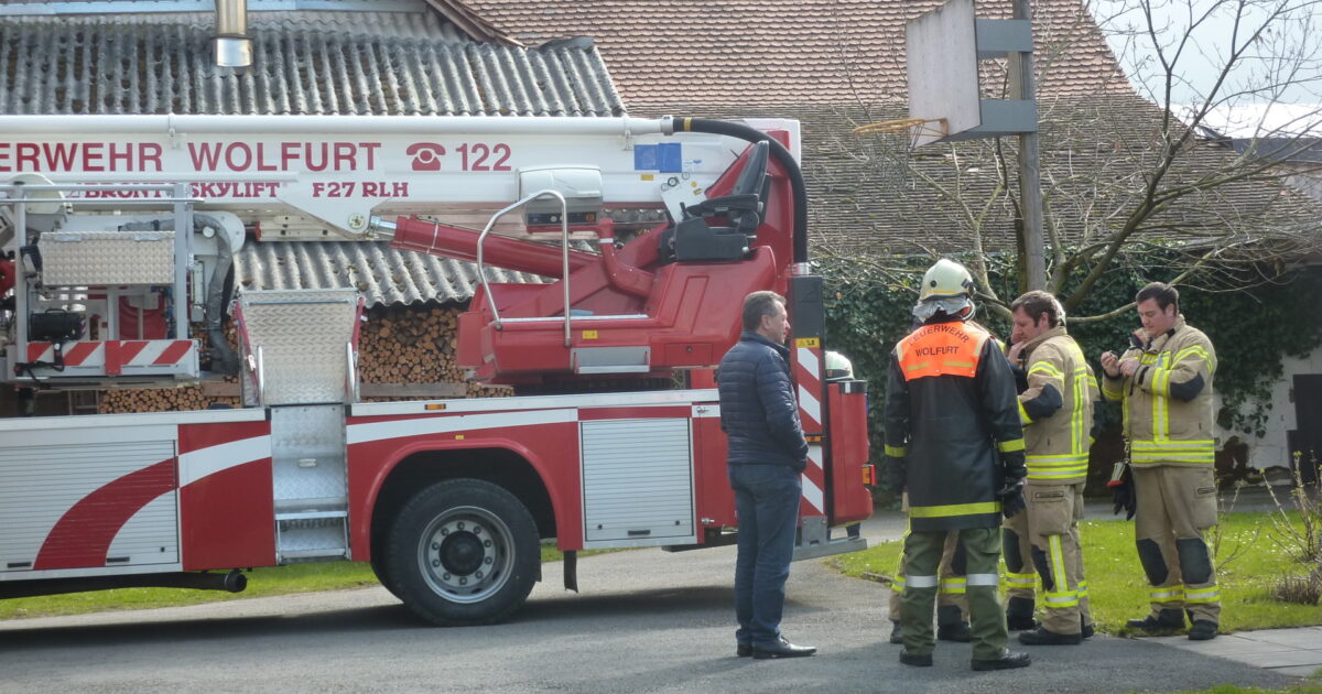 ENr-6 22.03.2016 10:45 Uhr – Inselstraße >> Kaminbrand
