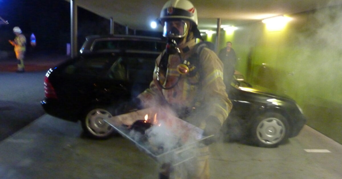 ENr-49 06.10.2016 22:08 Uhr – Kesselstraße >> unklare Rauchentwicklung