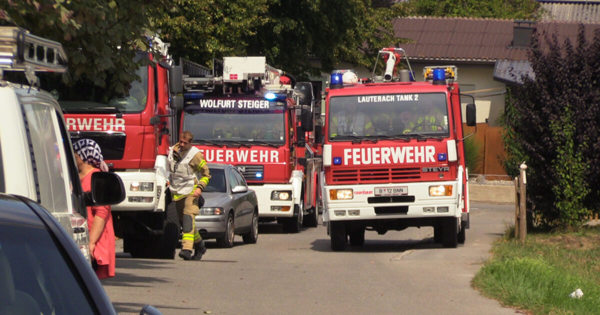 ENr-52 23.08.2018 13.17 Uhr – LAUTERACH Lindenweg >> Wohnungsbrand