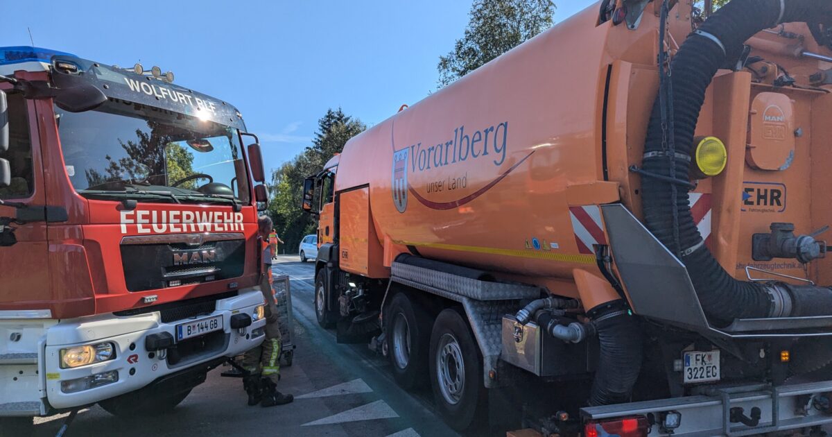 Einsatz-Nr. 113 20.09.2024 09:57 Uhr – Senderstraße>> Ölspur